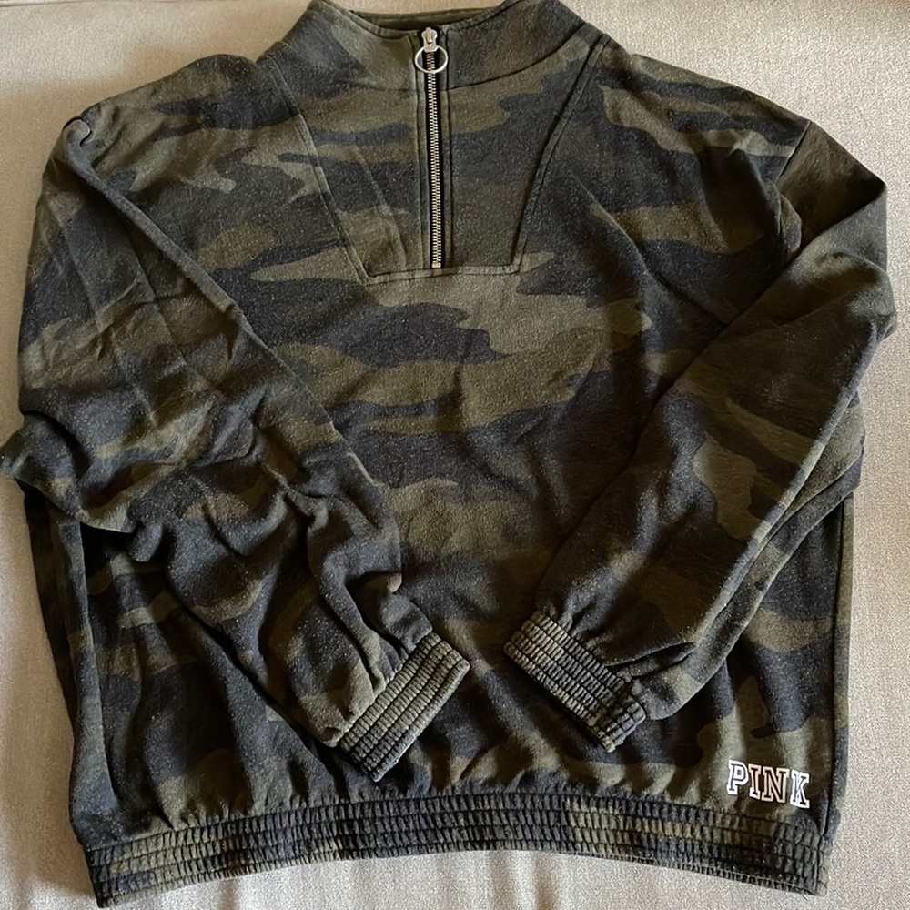 PINK Victoria’s Secret Half Zip Pull Over